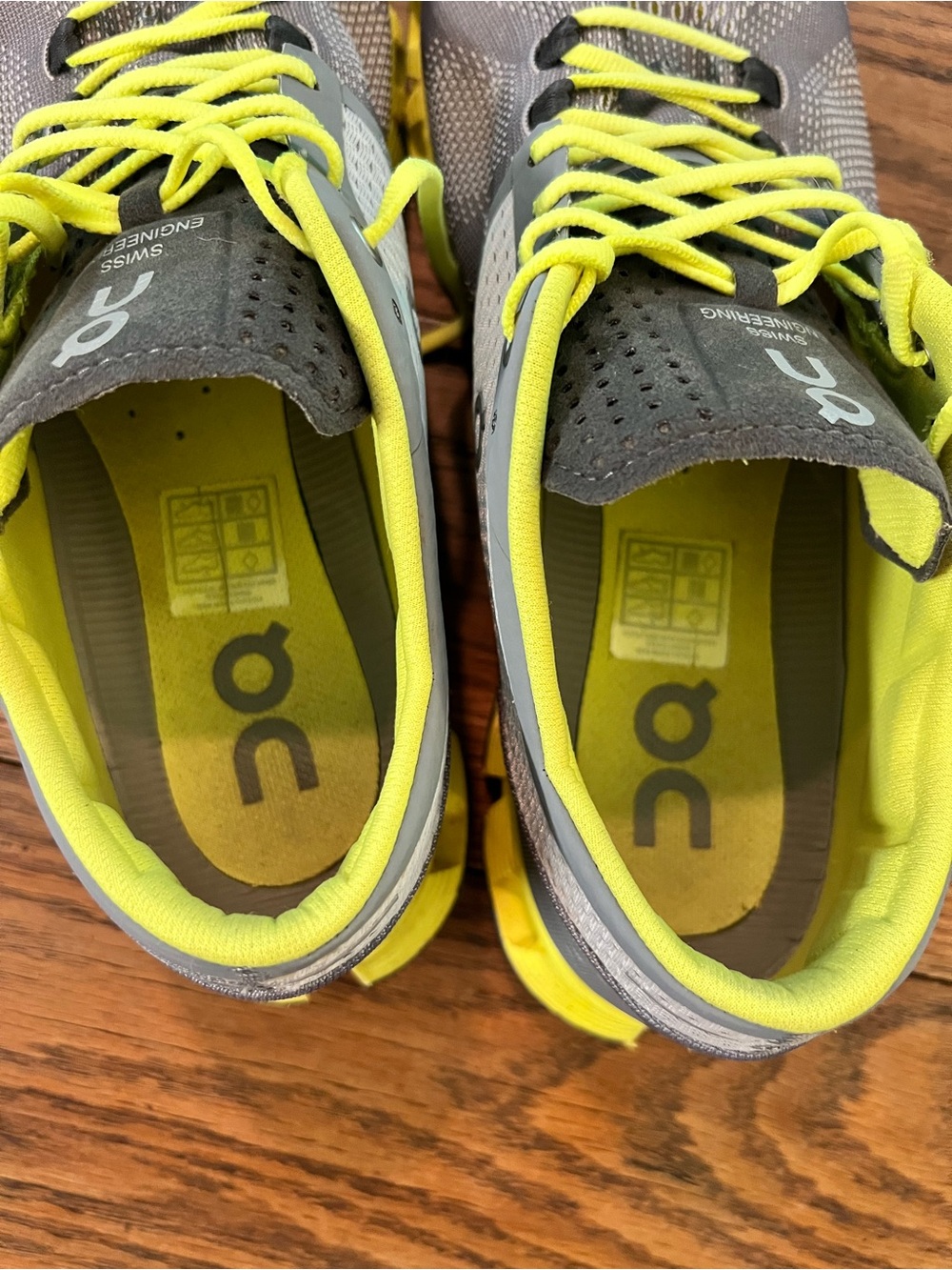 On Running Men's Gray and Yellow Lightweight Running Shoes - Picture 5 of 6